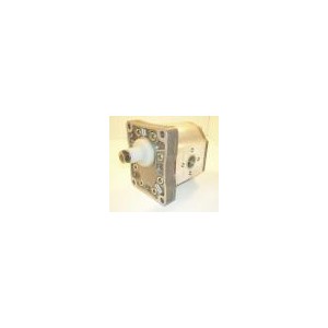 8301265 Motor hydrauliczny McCONNEL SWING TRIM